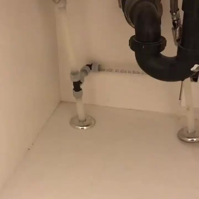 under sink pipe